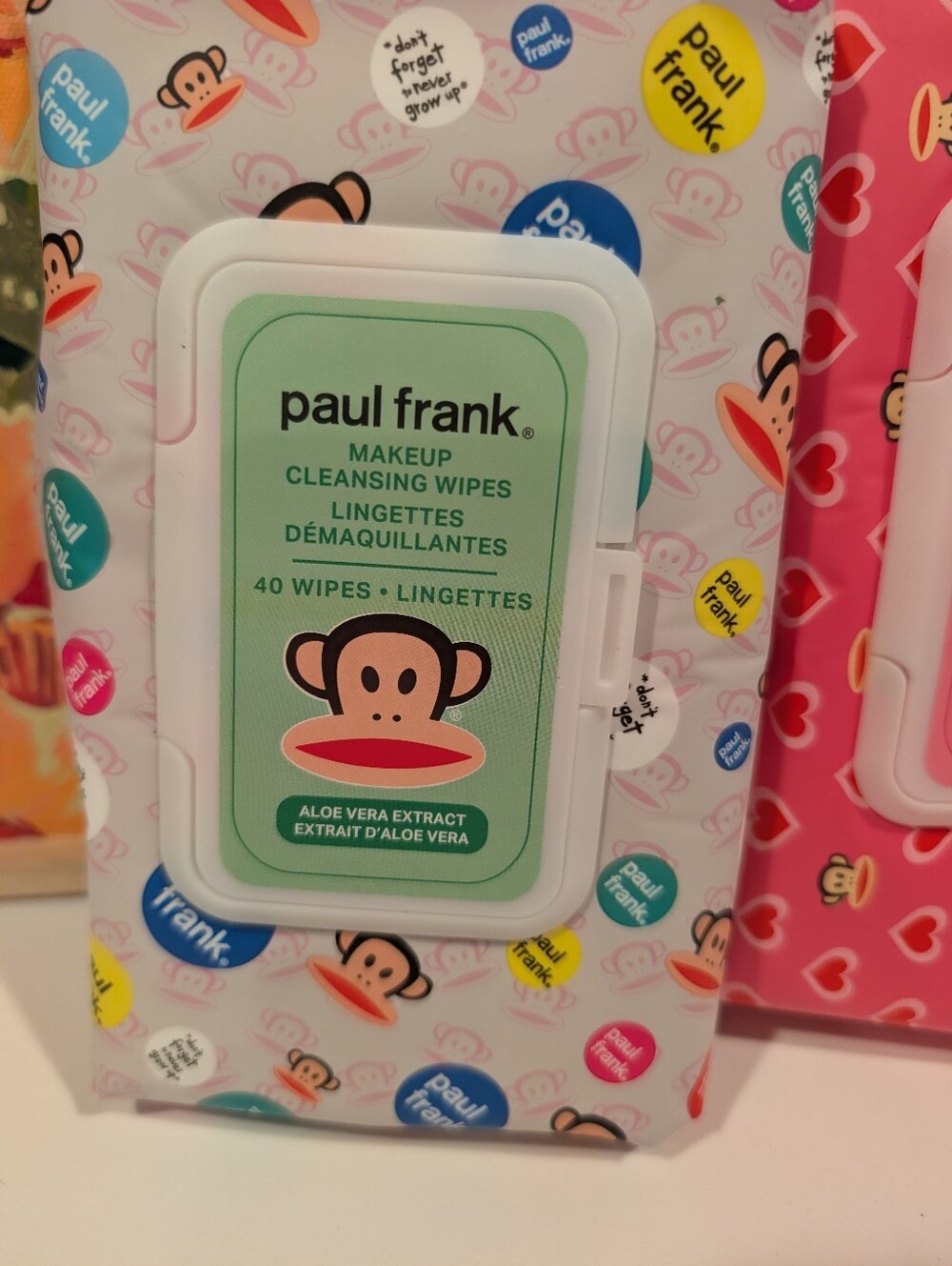 Paul Frank Makeup Cleansing Wipes – 2 Pack Bundle – Aloe Vera + Retinol - Picture 4 of 4